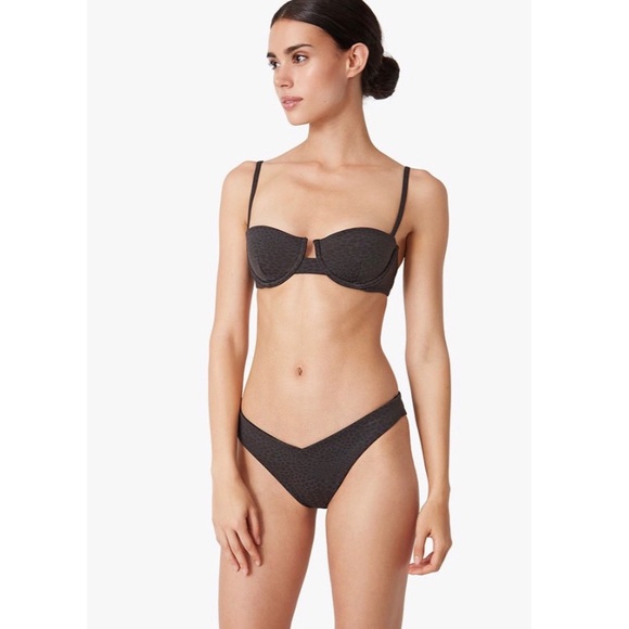 ONIA Dalia Feline Texture Top NWT - Picture 2 of 6